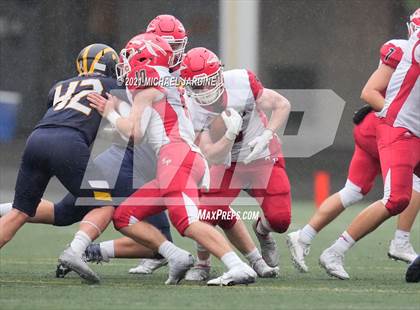 Thumbnail 2 in Bellevue vs. Marysville-Pilchuck (WIAA 3A  Semifinal) photogallery.