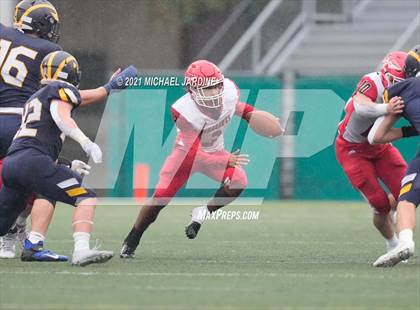 Thumbnail 1 in Bellevue vs. Marysville-Pilchuck (WIAA 3A  Semifinal) photogallery.