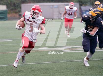 Thumbnail 3 in Bellevue vs. Marysville-Pilchuck (WIAA 3A  Semifinal) photogallery.
