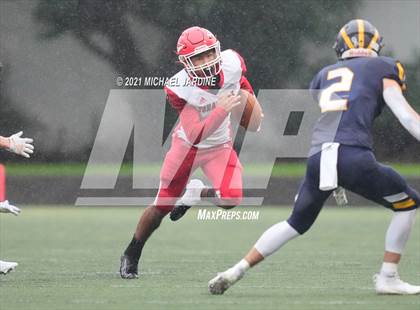 Thumbnail 3 in Bellevue vs. Marysville-Pilchuck (WIAA 3A  Semifinal) photogallery.