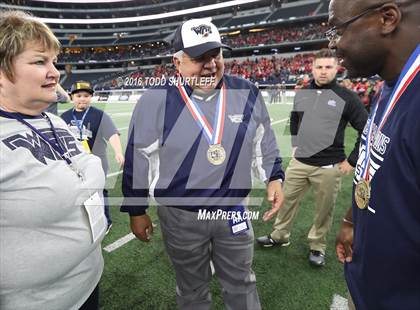 Thumbnail 1 in West Orange-Stark vs. Sweetwater (UIL 4A Division 2 Final) photogallery.
