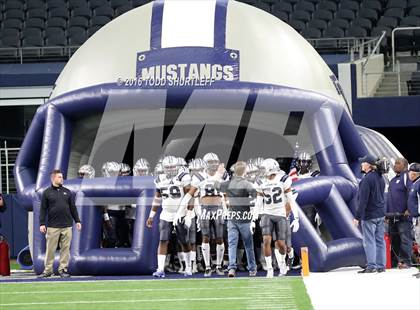 Thumbnail 3 in West Orange-Stark vs. Sweetwater (UIL 4A Division 2 Final) photogallery.