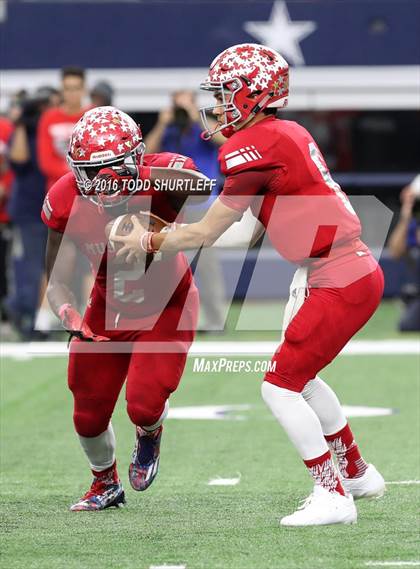Thumbnail 2 in West Orange-Stark vs. Sweetwater (UIL 4A Division 2 Final) photogallery.