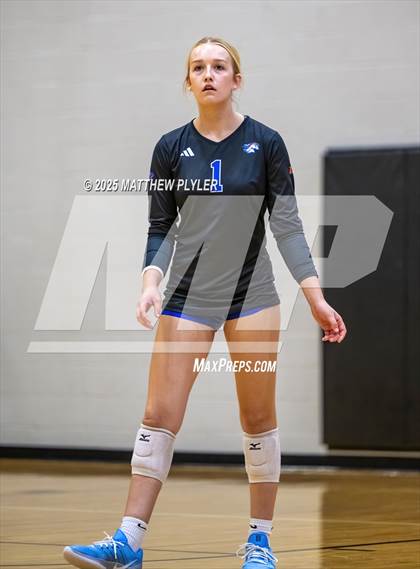 Thumbnail 2 in Marvin Ridge vs Cardinal Gibbons (Inaugural East vs West Clash) photogallery.