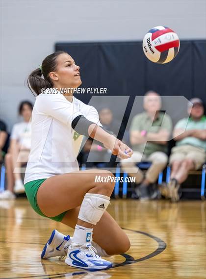 Thumbnail 1 in Marvin Ridge vs Cardinal Gibbons (Inaugural East vs West Clash) photogallery.