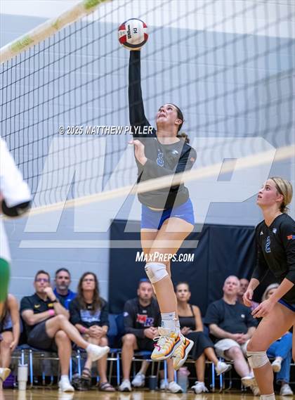 Thumbnail 2 in Marvin Ridge vs Cardinal Gibbons (Inaugural East vs West Clash) photogallery.