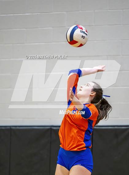 Thumbnail 3 in Marvin Ridge vs Cardinal Gibbons (Inaugural East vs West Clash) photogallery.