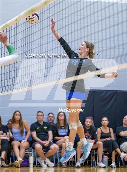 Thumbnail 2 in Marvin Ridge vs Cardinal Gibbons (Inaugural East vs West Clash) photogallery.