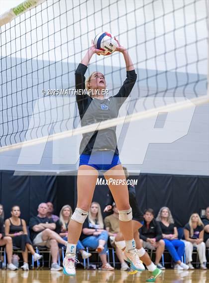 Thumbnail 1 in Marvin Ridge vs Cardinal Gibbons (Inaugural East vs West Clash) photogallery.