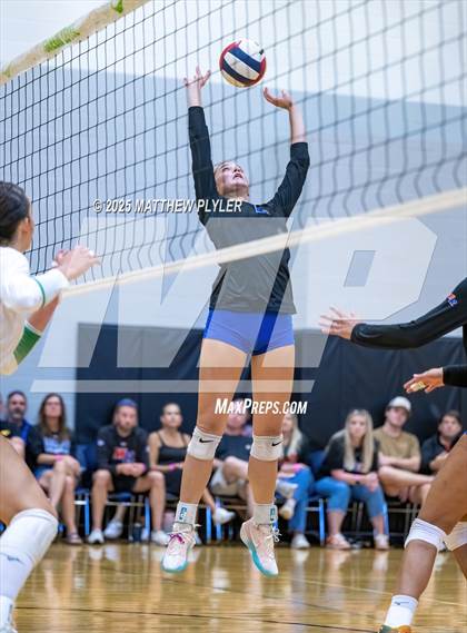 Thumbnail 1 in Marvin Ridge vs Cardinal Gibbons (Inaugural East vs West Clash) photogallery.