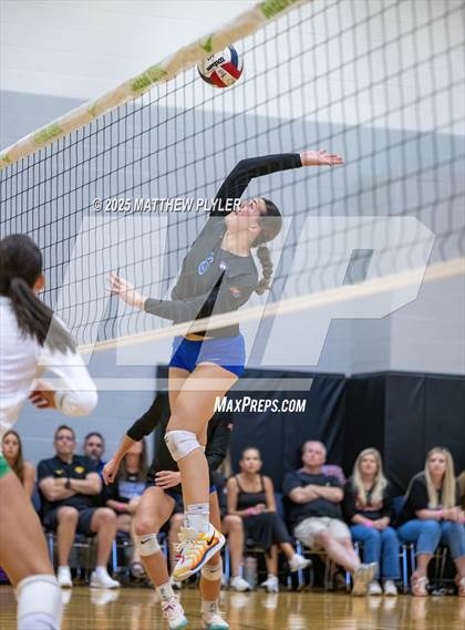 Thumbnail 1 in Marvin Ridge vs Cardinal Gibbons (Inaugural East vs West Clash) photogallery.