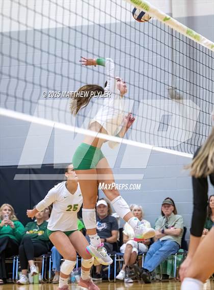 Thumbnail 2 in Marvin Ridge vs Cardinal Gibbons (Inaugural East vs West Clash) photogallery.