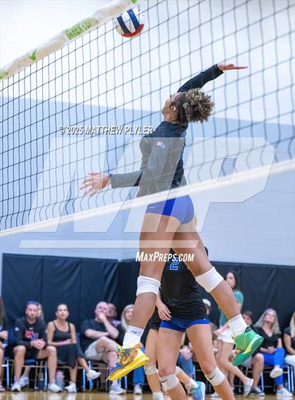 Thumbnail 2 in Marvin Ridge vs Cardinal Gibbons (Inaugural East vs West Clash) photogallery.