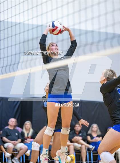 Thumbnail 1 in Marvin Ridge vs Cardinal Gibbons (Inaugural East vs West Clash) photogallery.