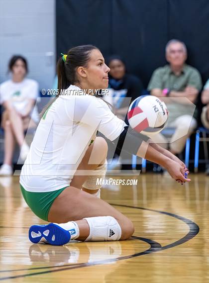 Thumbnail 1 in Marvin Ridge vs Cardinal Gibbons (Inaugural East vs West Clash) photogallery.
