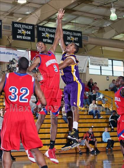 Thumbnail 1 in Roman Catholic vs. Duncanville (City of the Palms Classic) photogallery.