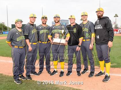 Thumbnail 2 in Greenway vs. Tucson High Magnet School (AIA D2 Final Awards Photos) photogallery.