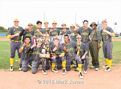 Thumbnail 1 in Greenway vs. Tucson High Magnet School (AIA D2 Final Awards Photos) photogallery.