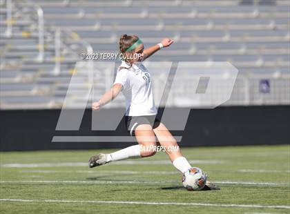 Thumbnail 1 in Rowland Hall vs. Waterford (UHSAA 2A Semifinal) photogallery.