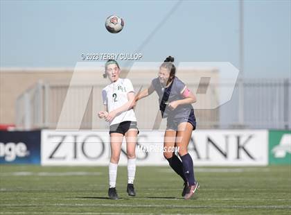 Thumbnail 1 in Rowland Hall vs. Waterford (UHSAA 2A Semifinal) photogallery.