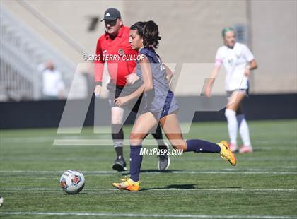 Thumbnail 2 in Rowland Hall vs. Waterford (UHSAA 2A Semifinal) photogallery.