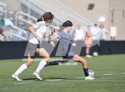 Thumbnail 2 in Rowland Hall vs. Waterford (UHSAA 2A Semifinal) photogallery.