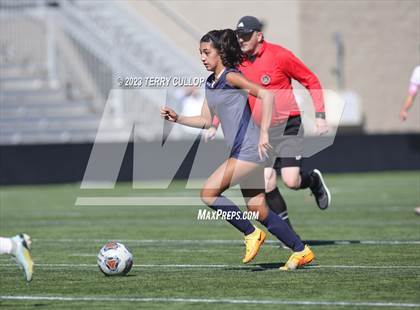 Thumbnail 3 in Rowland Hall vs. Waterford (UHSAA 2A Semifinal) photogallery.
