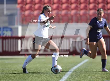 Thumbnail 1 in Rowland Hall vs. Waterford (UHSAA 2A Semifinal) photogallery.
