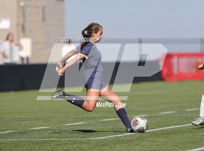 Thumbnail 3 in Rowland Hall vs. Waterford (UHSAA 2A Semifinal) photogallery.