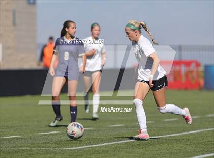 Thumbnail 3 in Rowland Hall vs. Waterford (UHSAA 2A Semifinal) photogallery.