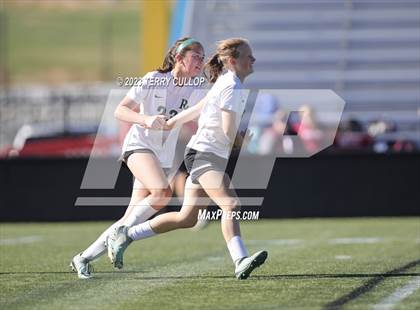 Thumbnail 2 in Rowland Hall vs. Waterford (UHSAA 2A Semifinal) photogallery.