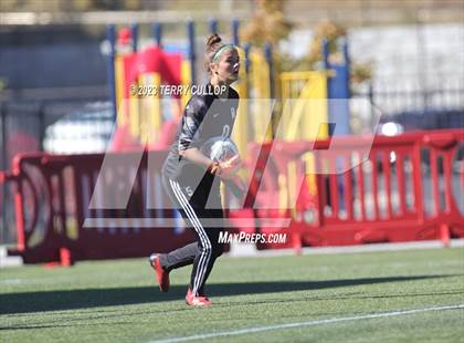 Thumbnail 1 in Rowland Hall vs. Waterford (UHSAA 2A Semifinal) photogallery.