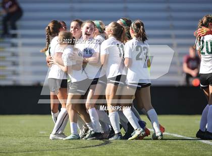 Thumbnail 3 in Rowland Hall vs. Waterford (UHSAA 2A Semifinal) photogallery.