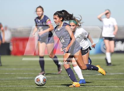 Thumbnail 1 in Rowland Hall vs. Waterford (UHSAA 2A Semifinal) photogallery.