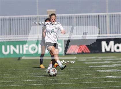 Thumbnail 1 in Rowland Hall vs. Waterford (UHSAA 2A Semifinal) photogallery.