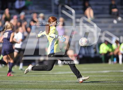 Thumbnail 3 in Rowland Hall vs. Waterford (UHSAA 2A Semifinal) photogallery.