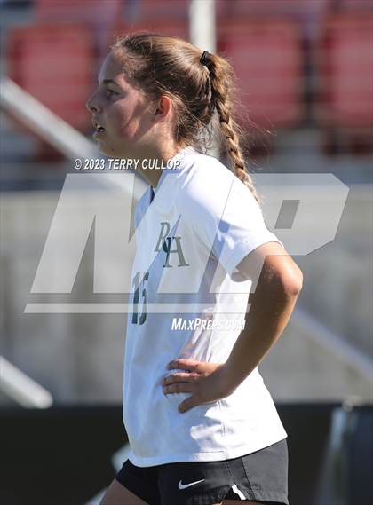 Thumbnail 1 in Rowland Hall vs. Waterford (UHSAA 2A Semifinal) photogallery.
