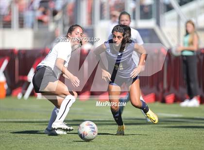 Thumbnail 3 in Rowland Hall vs. Waterford (UHSAA 2A Semifinal) photogallery.