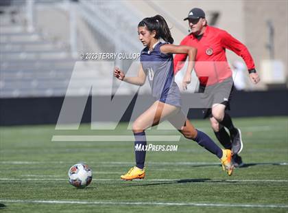 Thumbnail 1 in Rowland Hall vs. Waterford (UHSAA 2A Semifinal) photogallery.