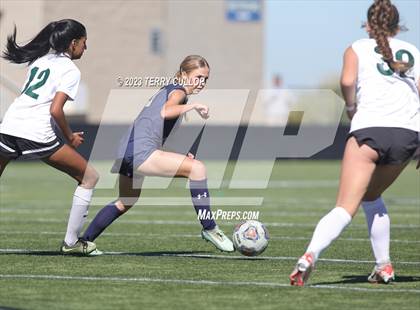Thumbnail 1 in Rowland Hall vs. Waterford (UHSAA 2A Semifinal) photogallery.