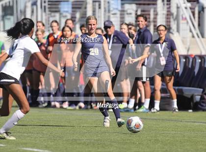 Thumbnail 2 in Rowland Hall vs. Waterford (UHSAA 2A Semifinal) photogallery.