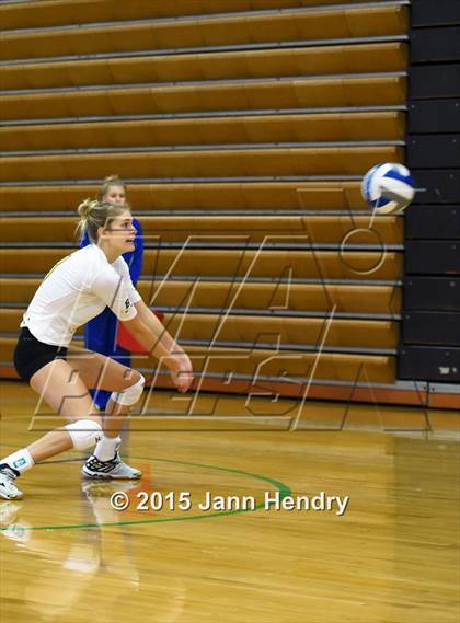 Thumbnail 1 in Branson vs Bonneville (Durango Fall Classic) photogallery.