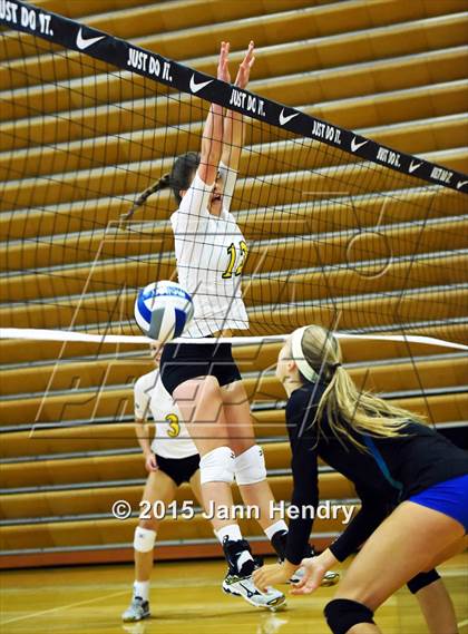 Thumbnail 2 in Branson vs Bonneville (Durango Fall Classic) photogallery.