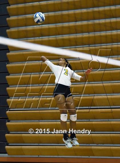 Thumbnail 1 in Branson vs Bonneville (Durango Fall Classic) photogallery.