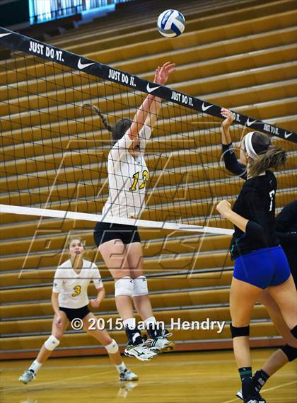Thumbnail 2 in Branson vs Bonneville (Durango Fall Classic) photogallery.