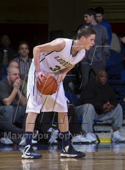 Thumbnail 2 in Dobbs Ferry vs. Our Lady of Lourdes (Section 1 Class B Final) photogallery.