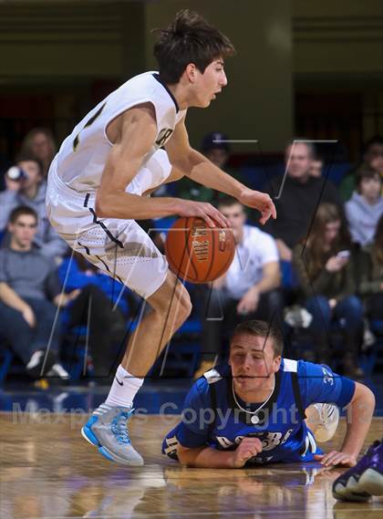 Thumbnail 1 in Dobbs Ferry vs. Our Lady of Lourdes (Section 1 Class B Final) photogallery.