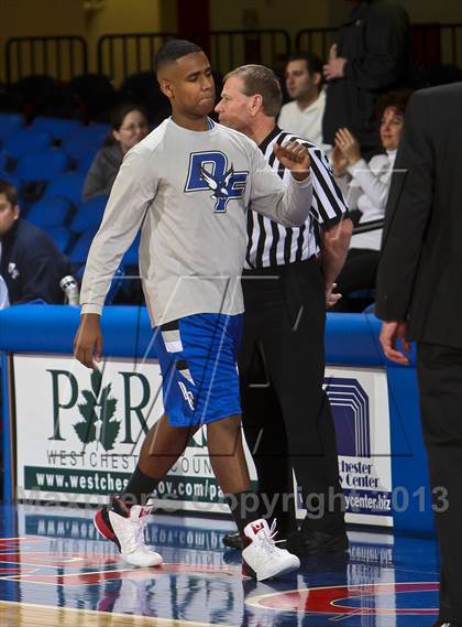 Thumbnail 2 in Dobbs Ferry vs. Our Lady of Lourdes (Section 1 Class B Final) photogallery.