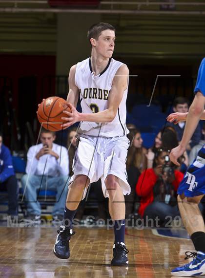 Thumbnail 2 in Dobbs Ferry vs. Our Lady of Lourdes (Section 1 Class B Final) photogallery.