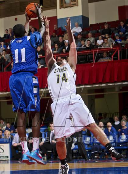 Thumbnail 1 in Dobbs Ferry vs. Our Lady of Lourdes (Section 1 Class B Final) photogallery.